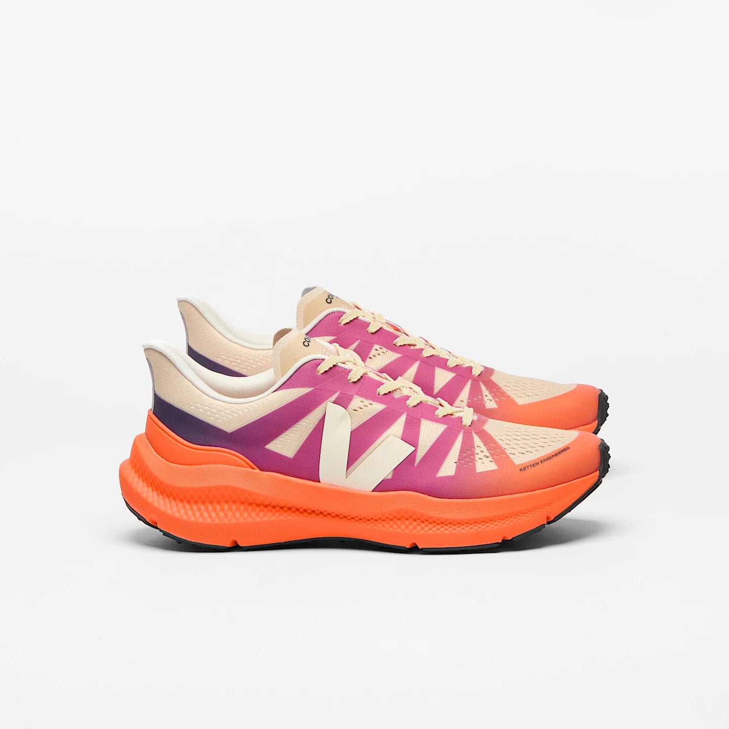 Tenis De Mujer Condor 3 Advanced Engineered-Mesh Gradient Orange Fluo