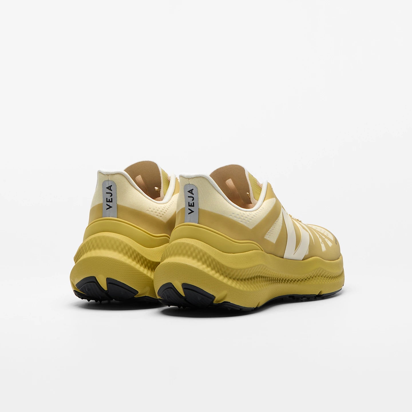 Tenis Veja De Mujer Condor 3 Advanced Engineered-Mesh Sun Liquor