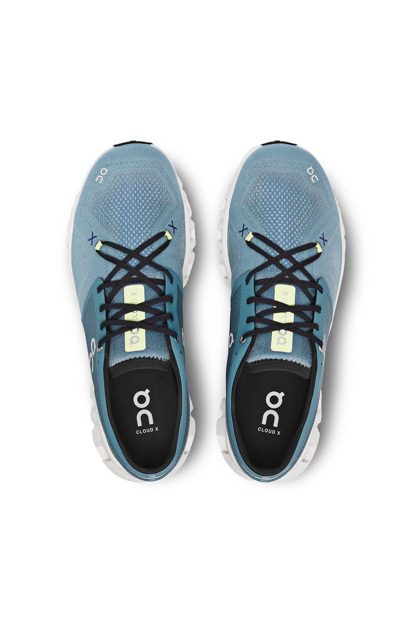 Tenis On de Hombre Cloud X 3