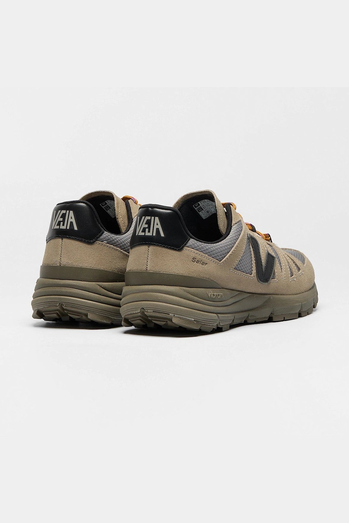 Tenis Veja De Hombre Salar Alveomesh Ardoise Taupe Negro