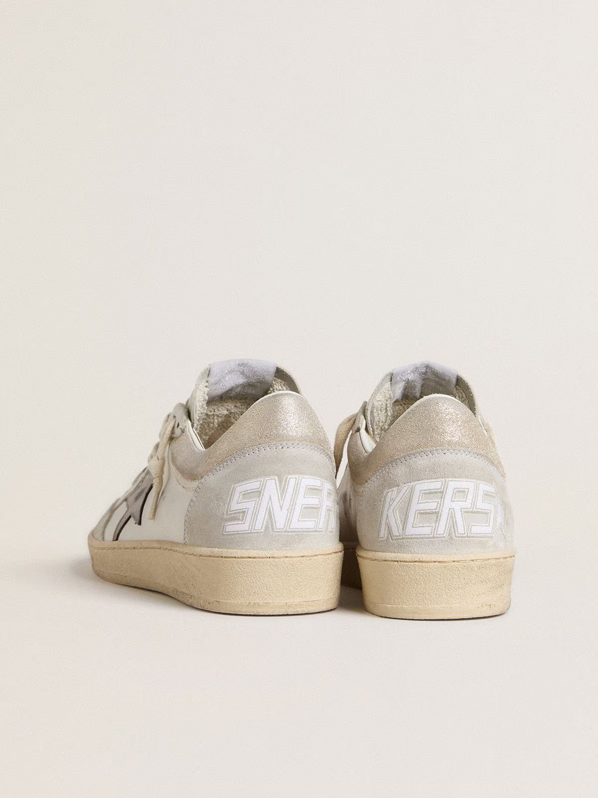 Tenis Golden Goose Ballstar Leather And Suede Upper Laminated Star Mujer