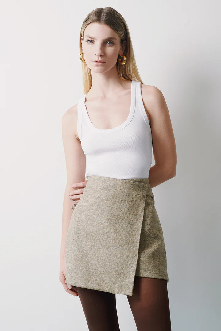 Falda F09