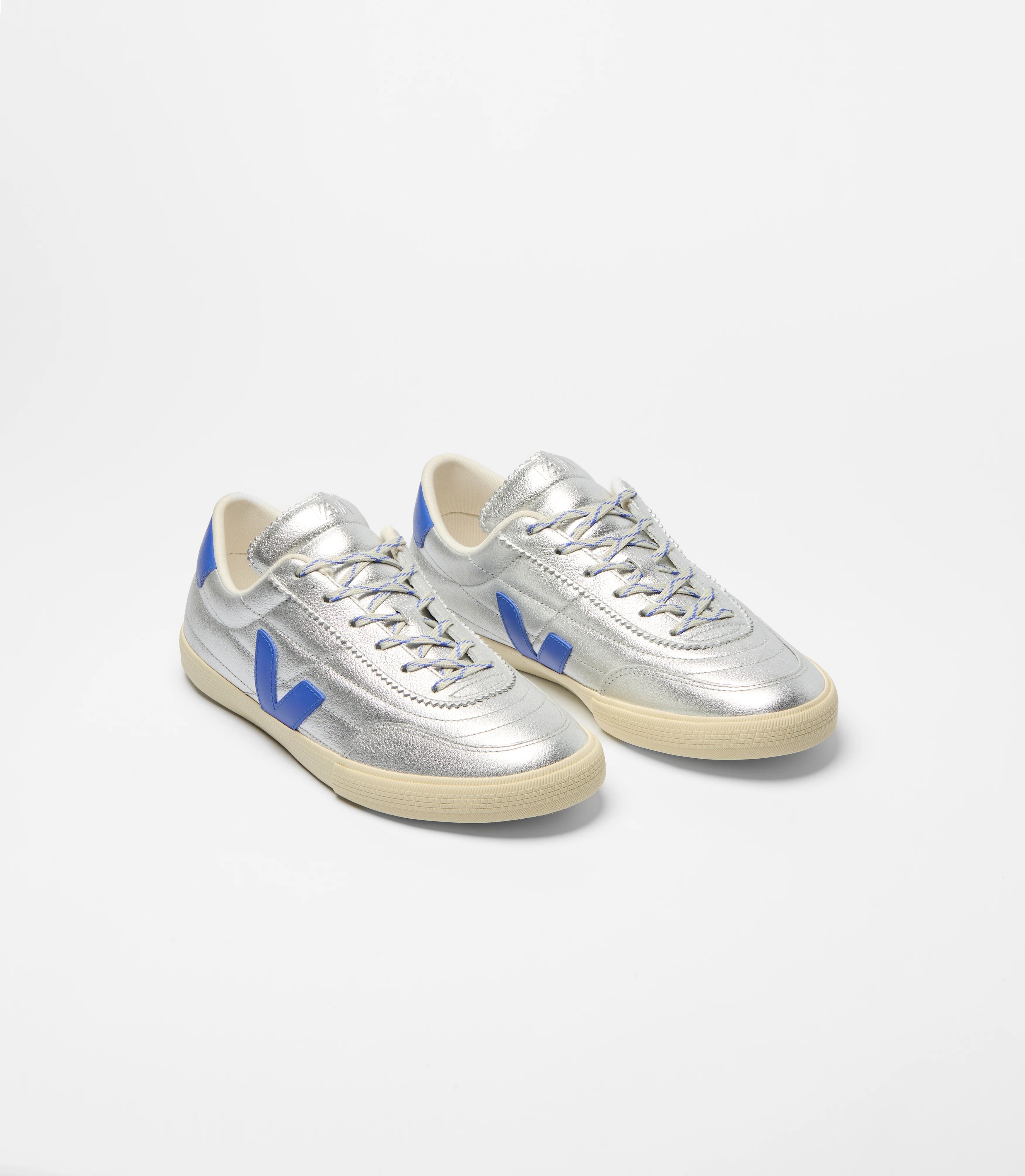 Tenis Veja De Hombre Panenka Leather Silver Paros