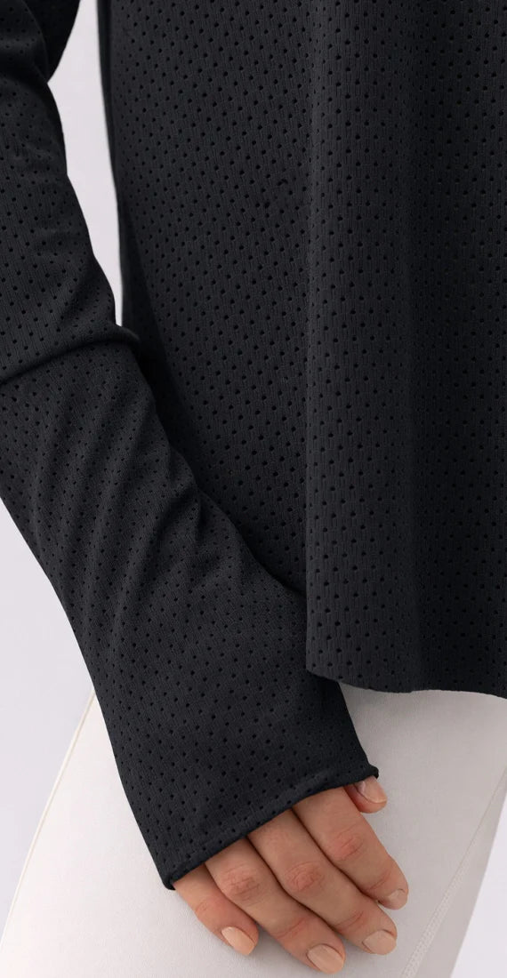 Hoodie Mesh Flow Motion