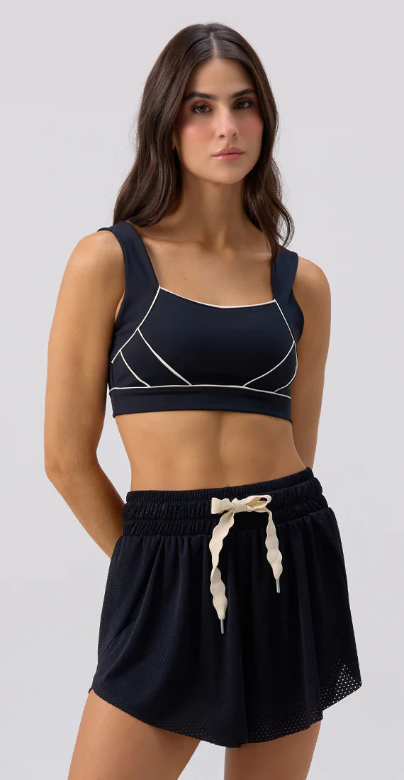 Short Mesh Strong Flow