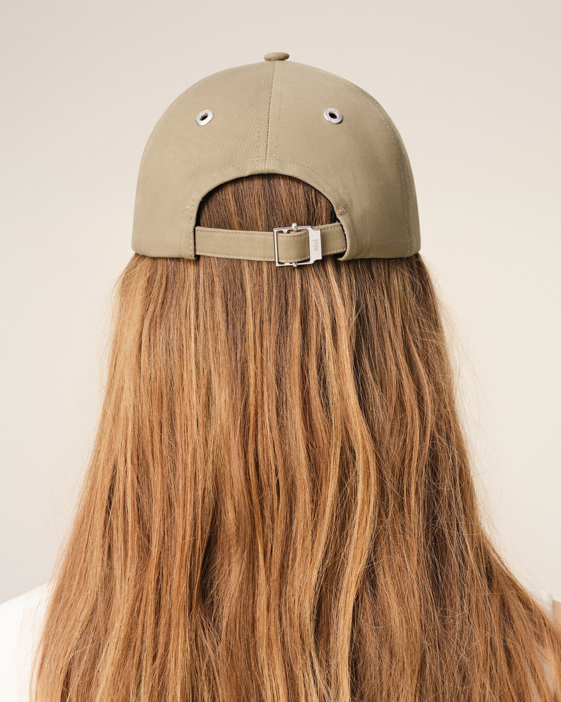 Gorra Con Bordado Ami De Coeur De Algodón Beige GORRAS Malva CO