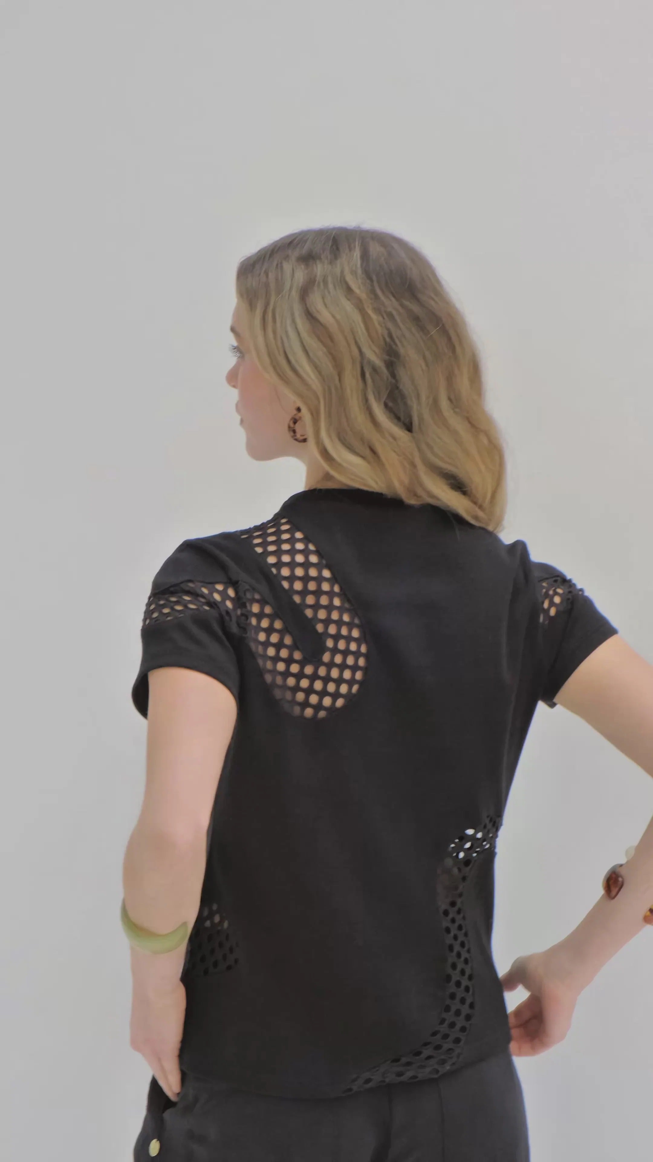 Hissoria Tshirt Black L