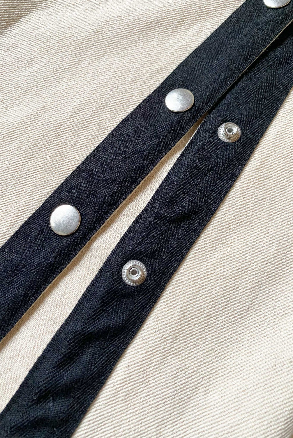 Jeans Broches Blanquecino