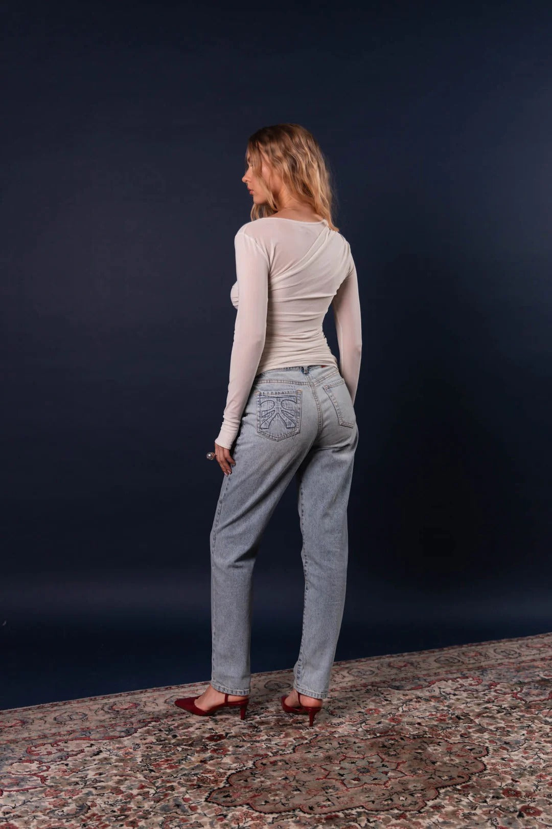 Jean Olivia