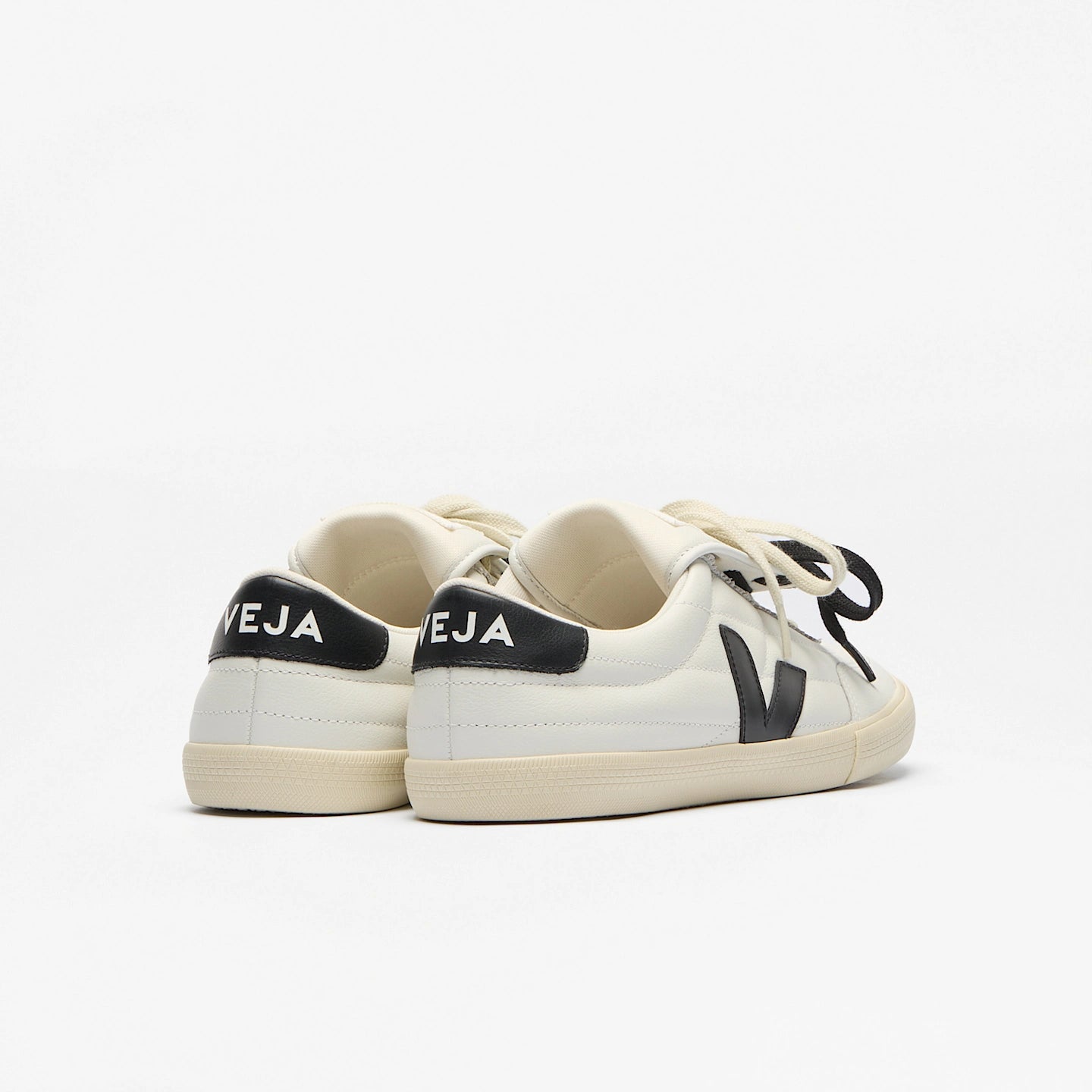 Tenis Veja De Hombre Panenka Veja X Magliano Leath White