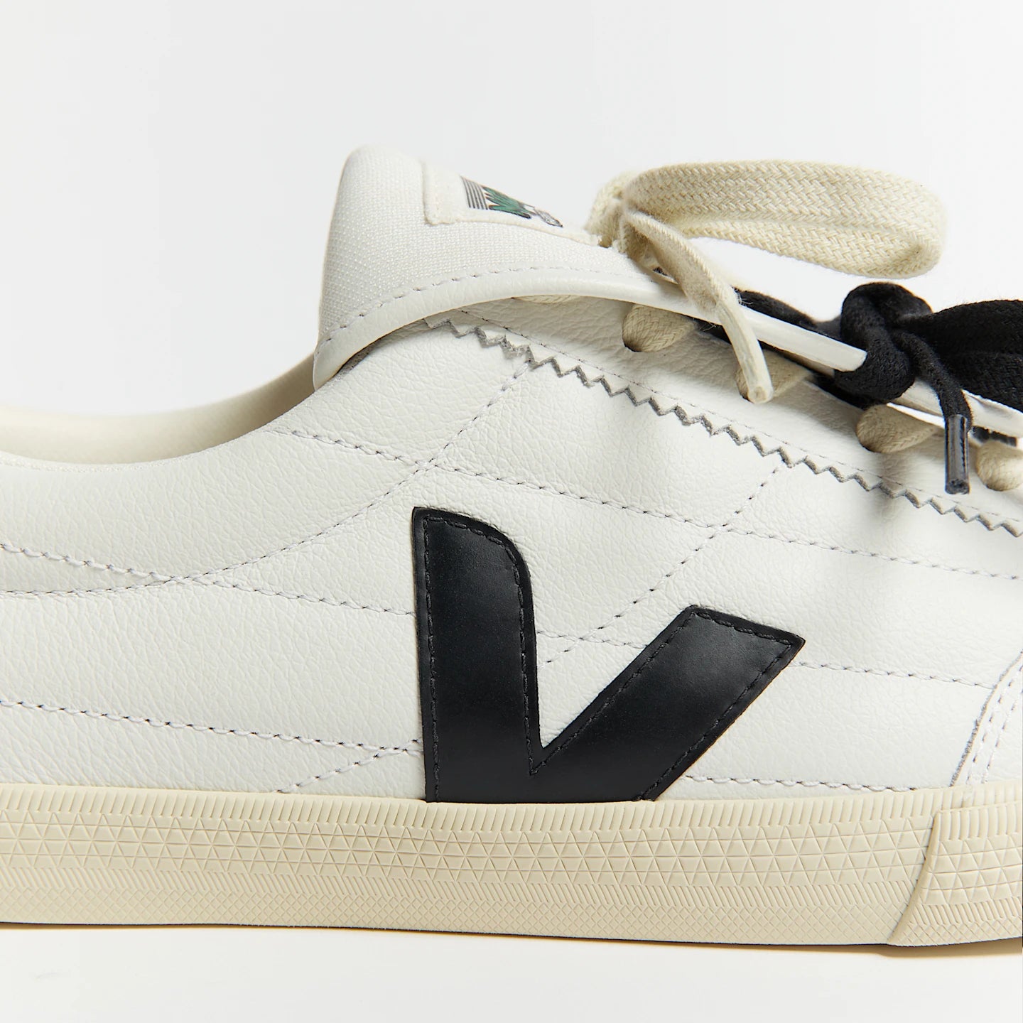 Tenis Veja De Hombre Panenka Veja X Magliano Leath White