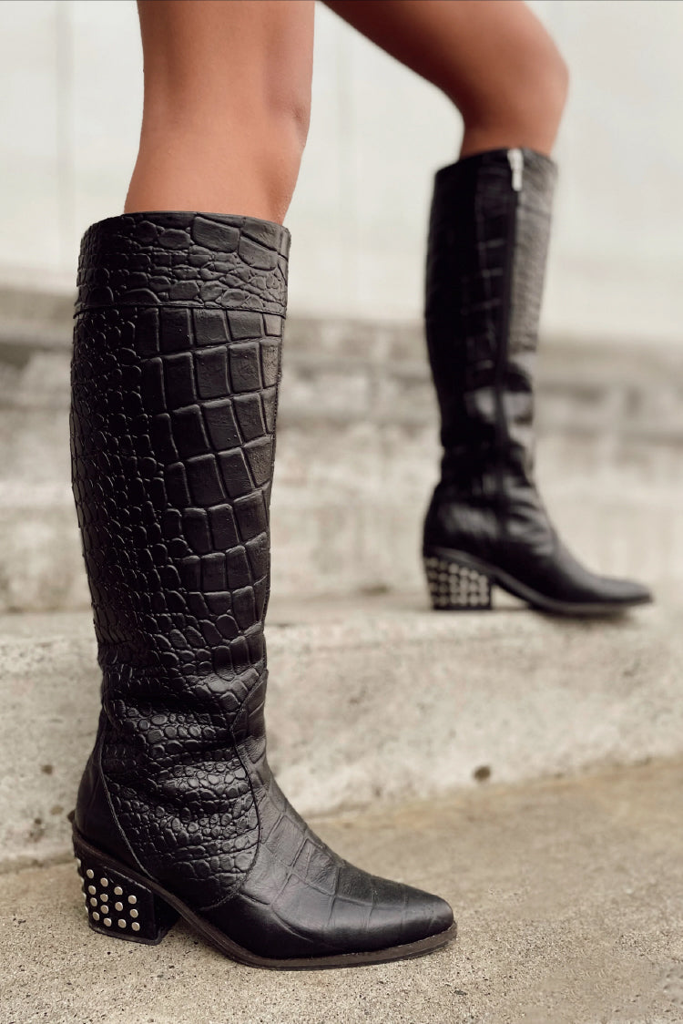 Bota Xena black en cuero