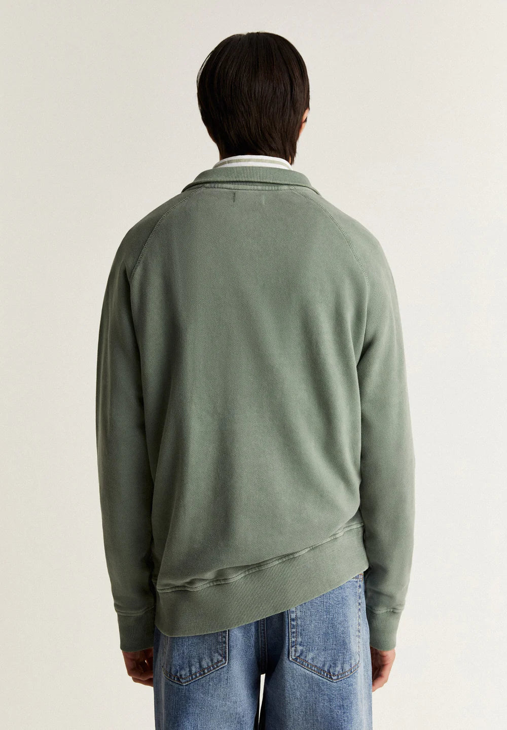 Sweater Neat