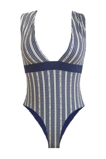 One Piece Delyth