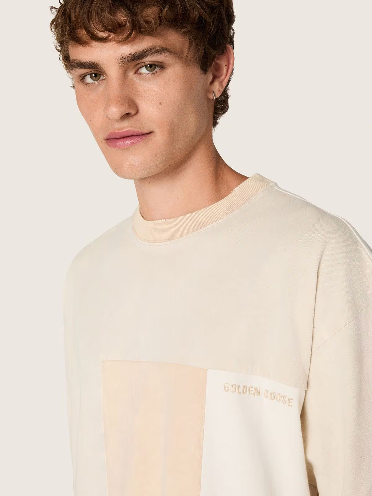T-Shirt Journey Embroidered Logo