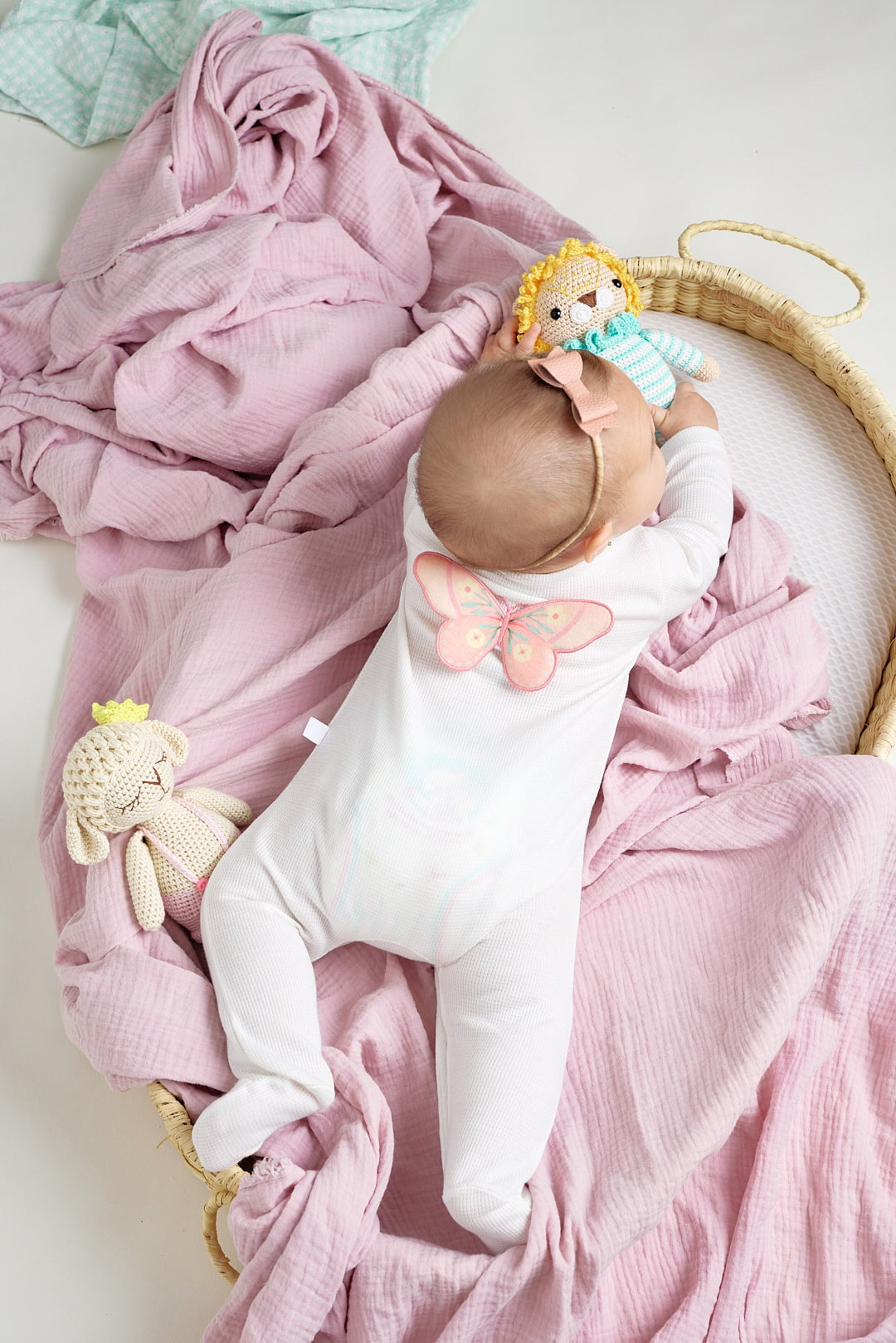 Pijama Floral Mariposa Crudo