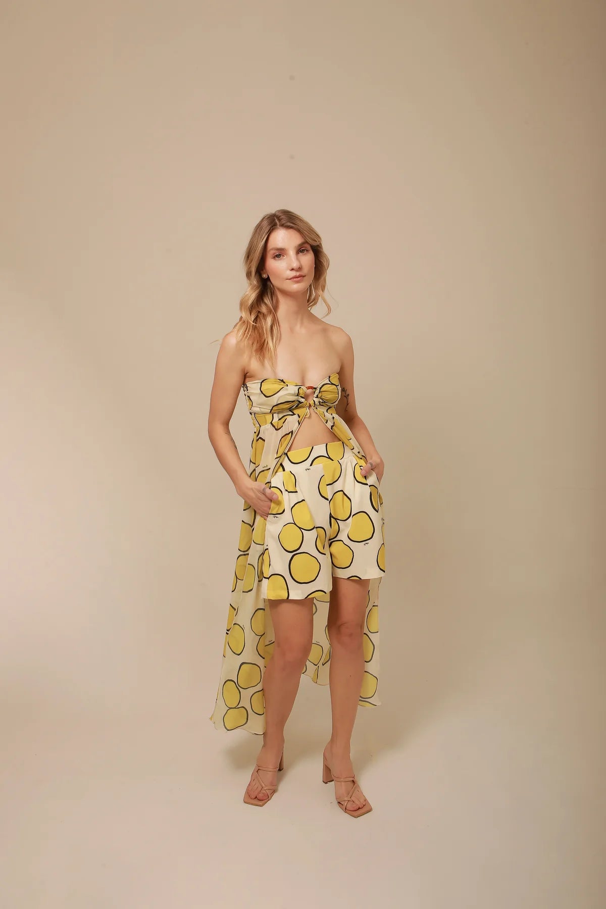 Short Mucura