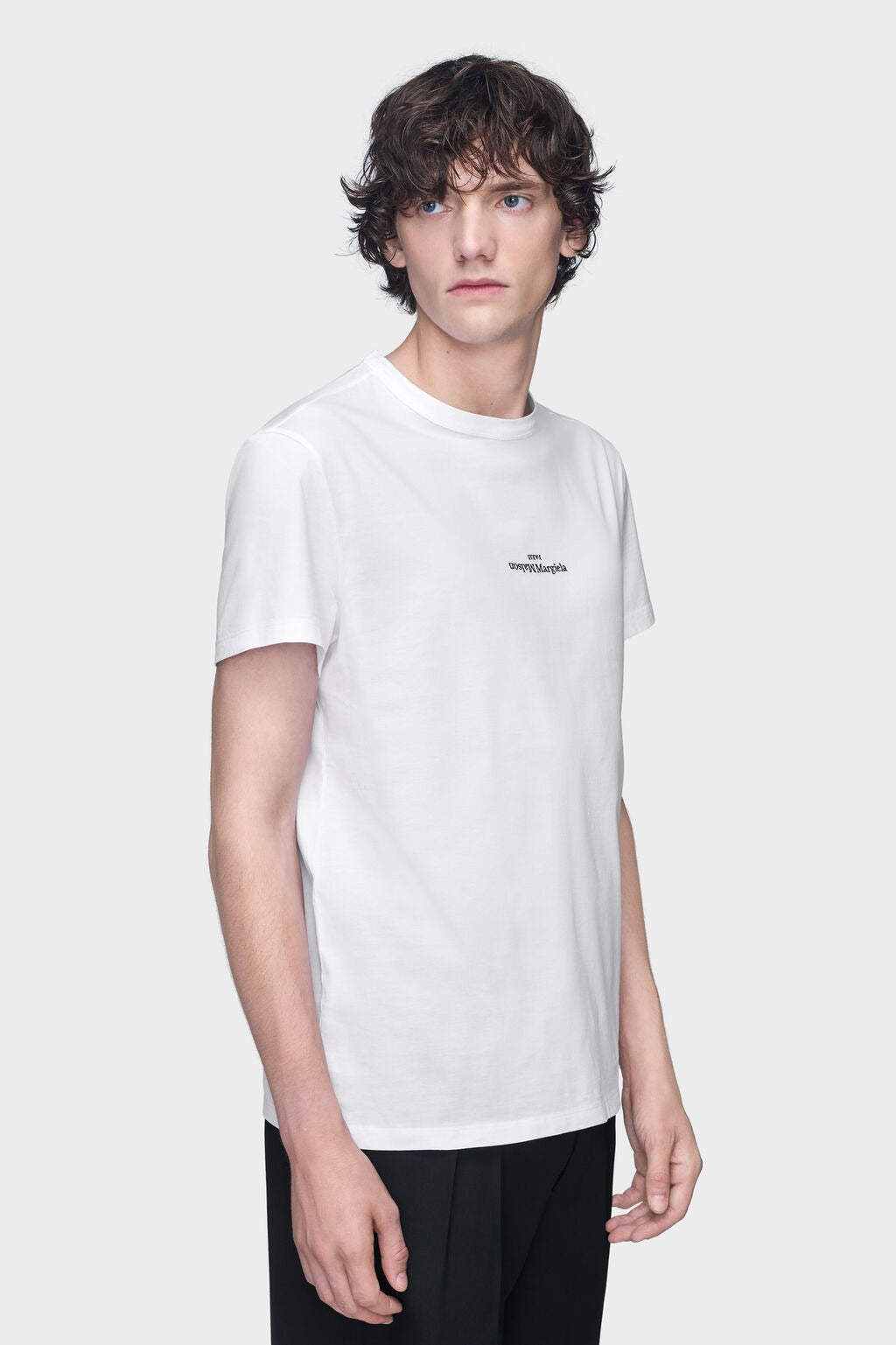 T-Shirt Distorted Logo