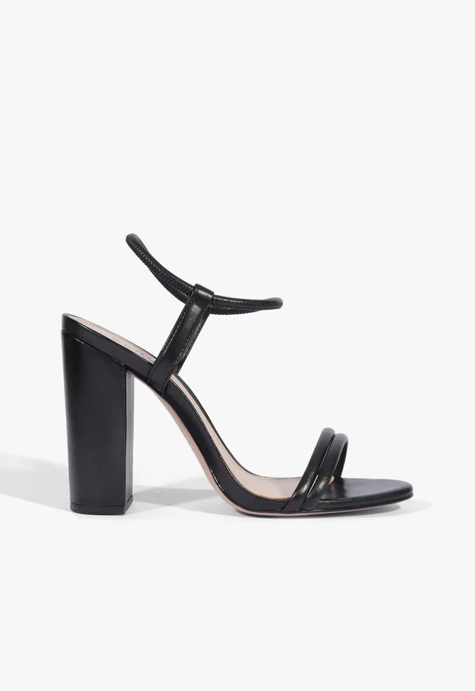 Sandalia De Piel Negra Gimenez