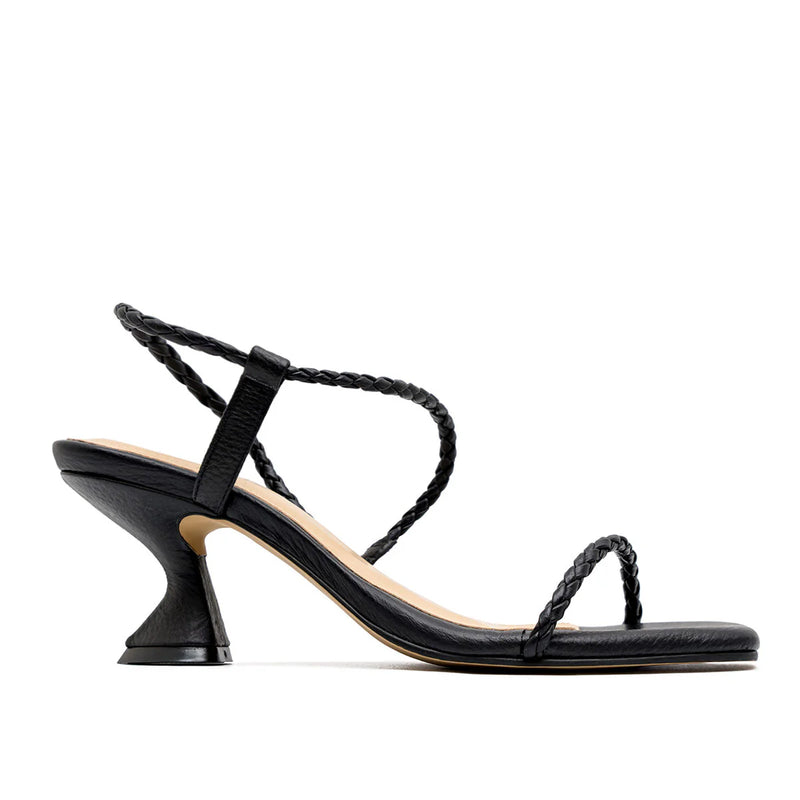 Sandalias Dora
