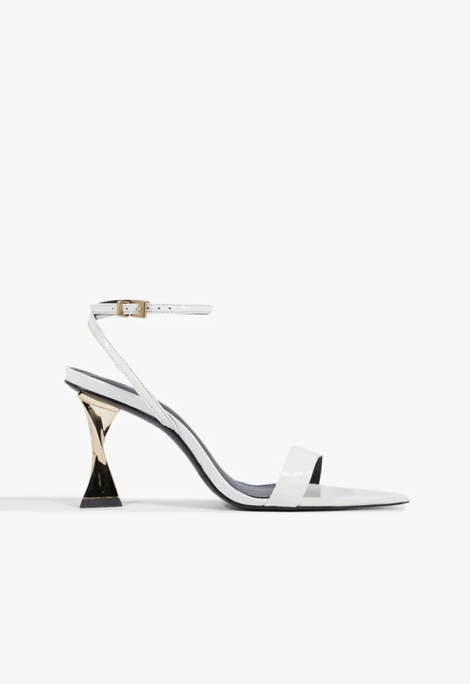 Sandalia Elisha Blanco