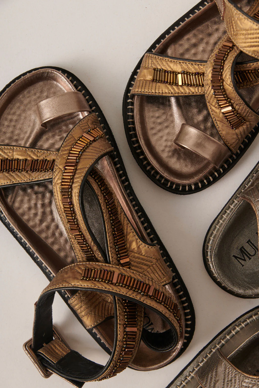 Sandalia Victoriana Oro