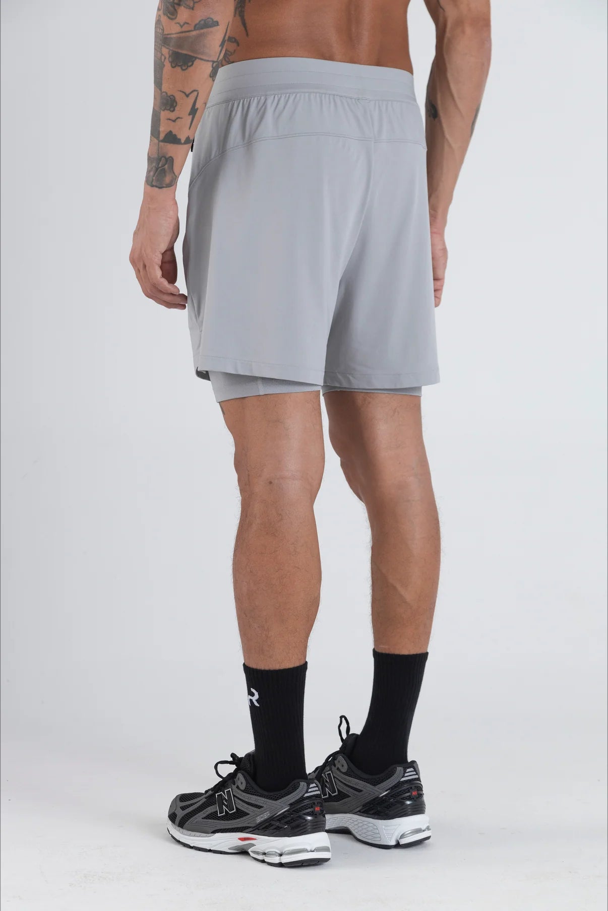 Short Semifit Ether