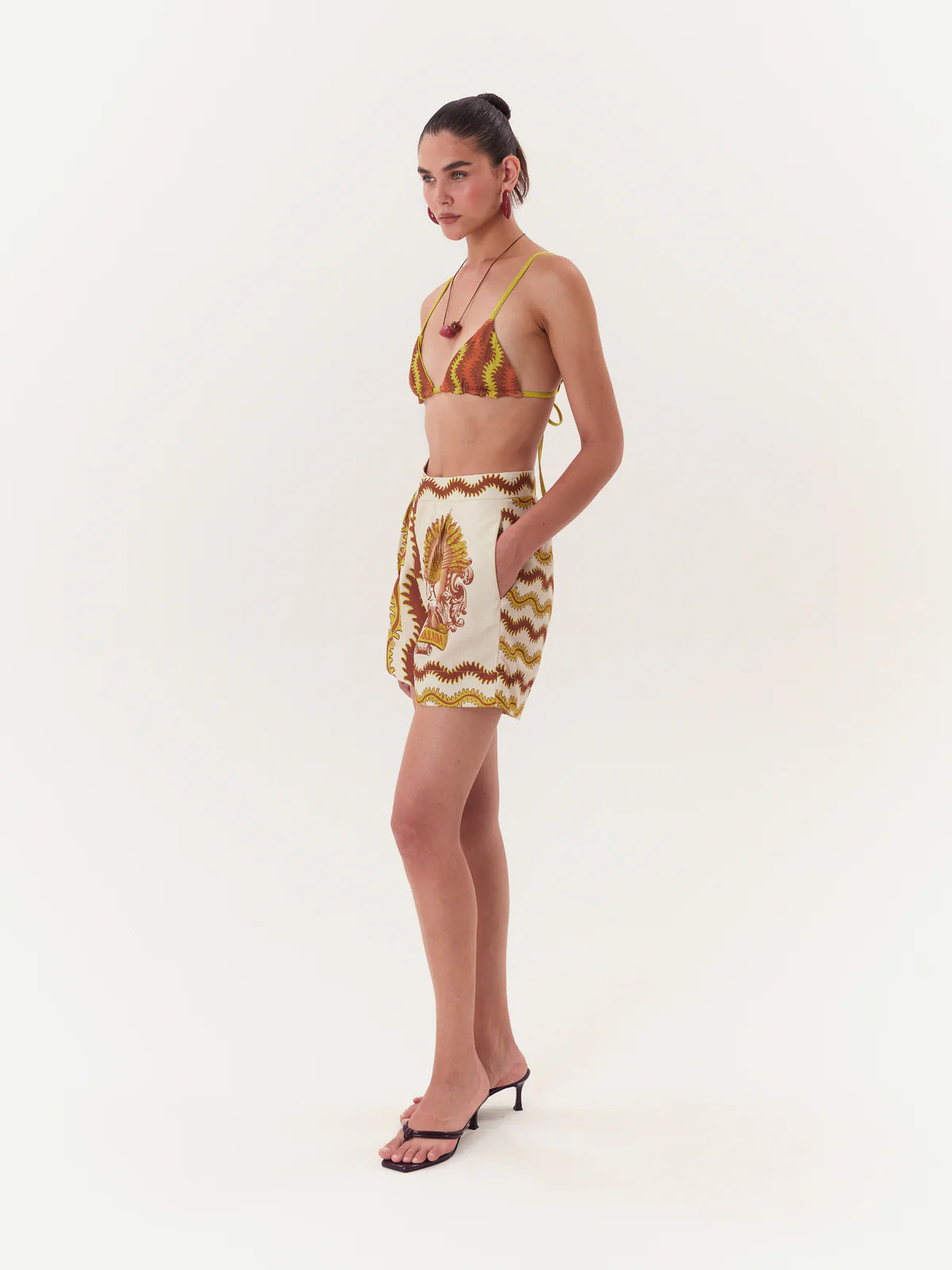 Short Broche Solar