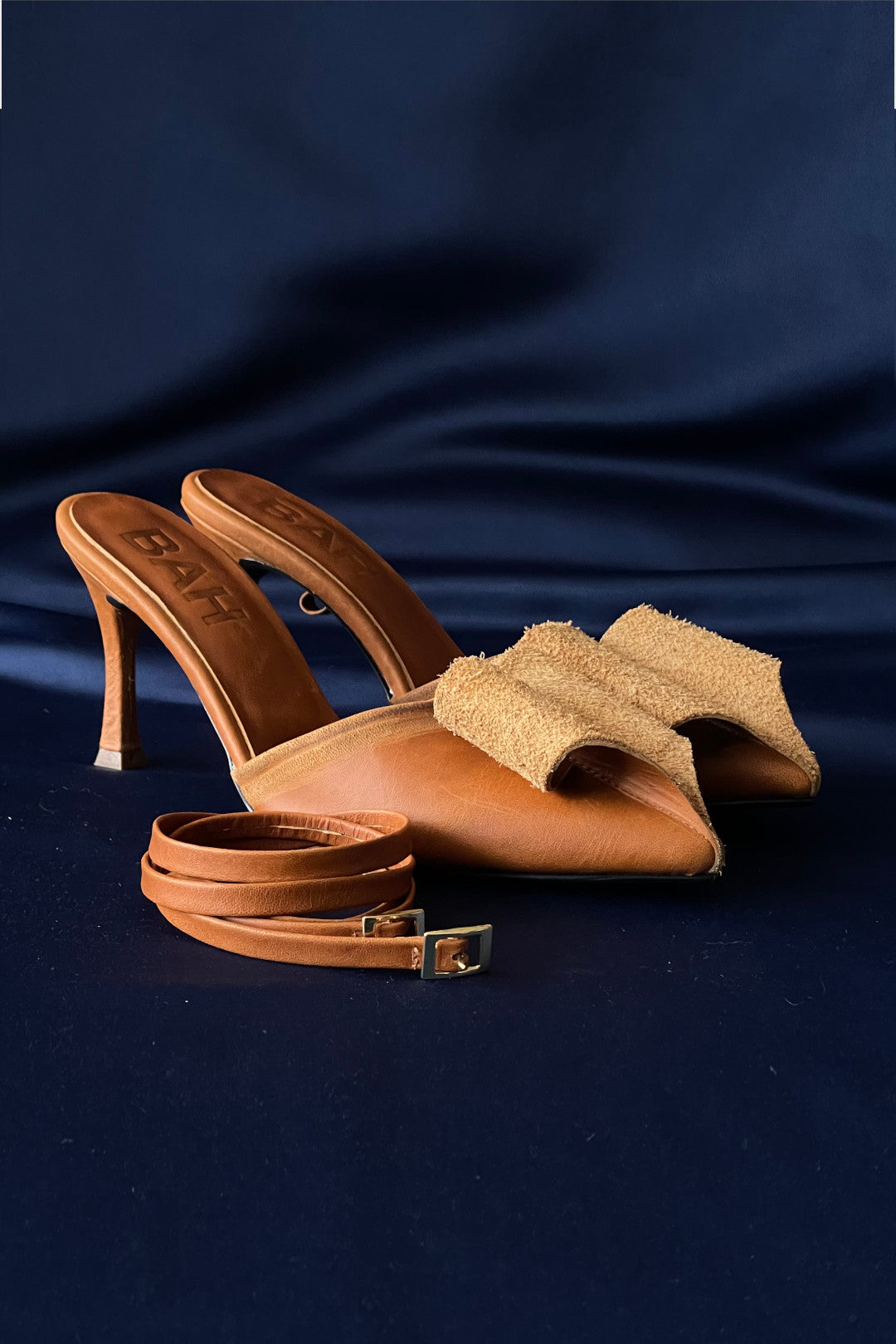Tacón Strap Cognac Envejecido