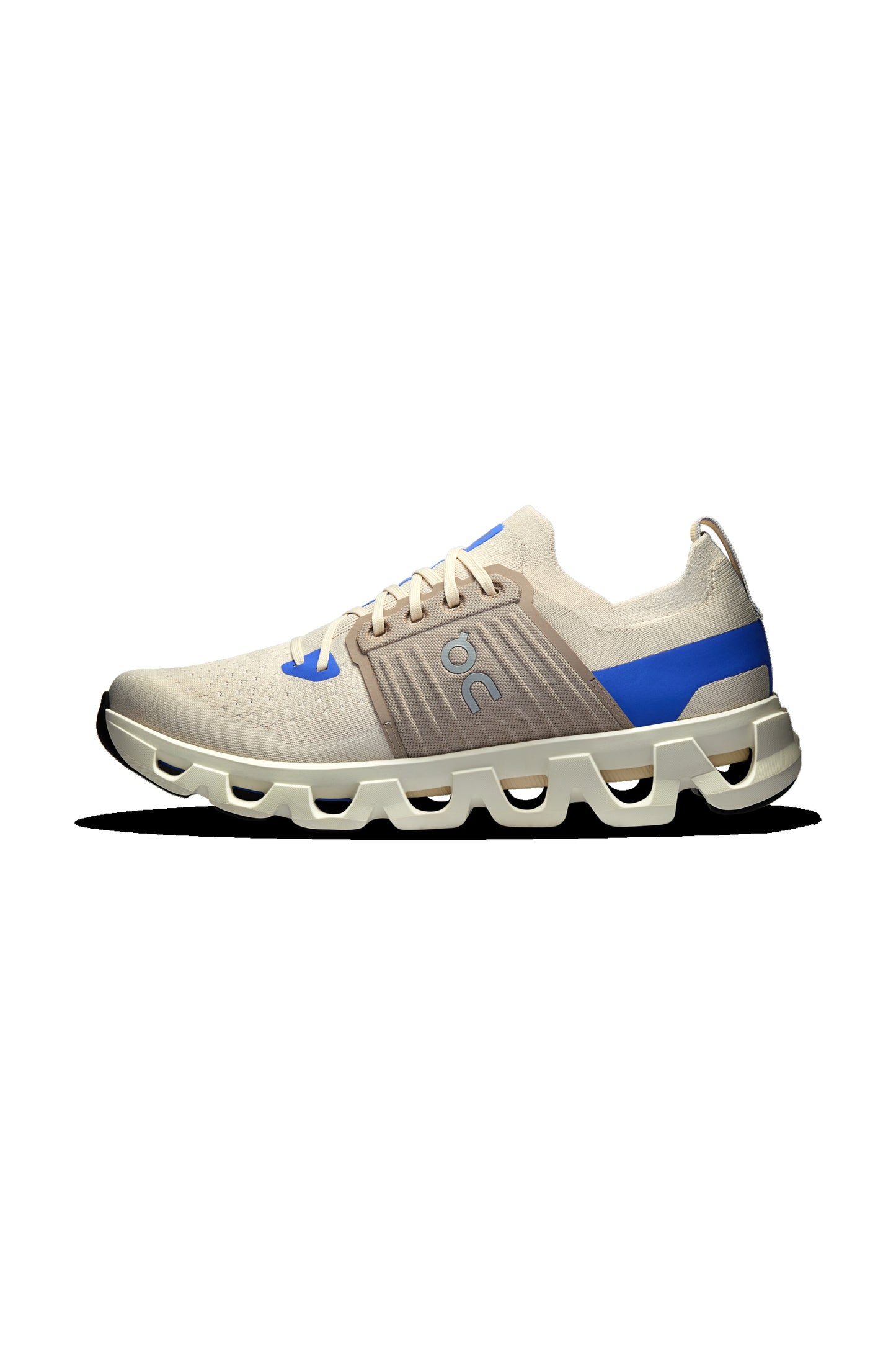 Tenis On de Hombre Cloudswift 4