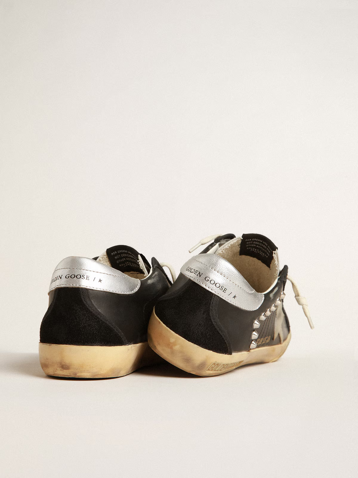 Tenis Golden Goose Super Star  Leather With Stitchings And Studs Mujer