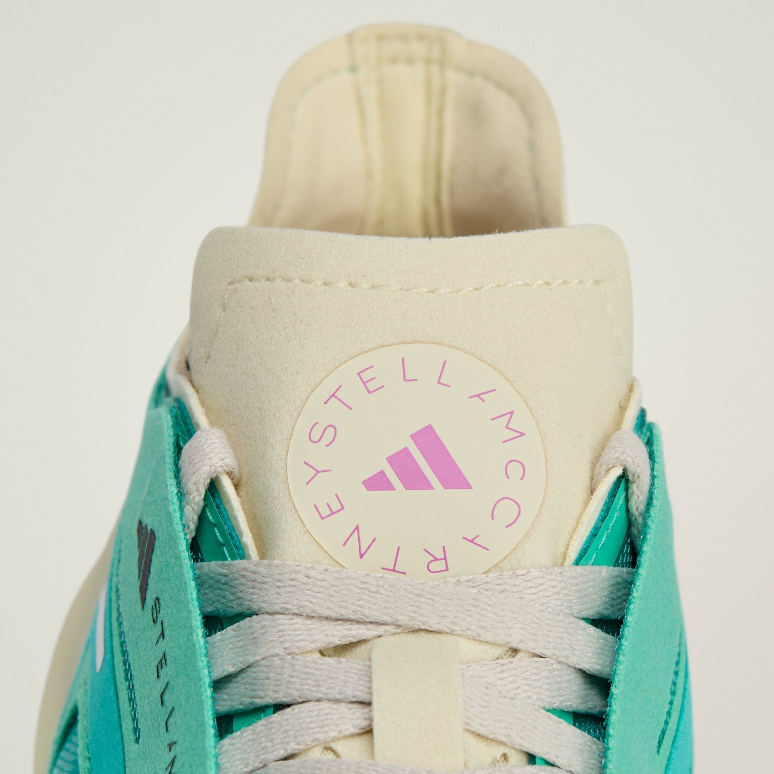 Tenis Adidas by SMC Ultraboost 5 Mujer
