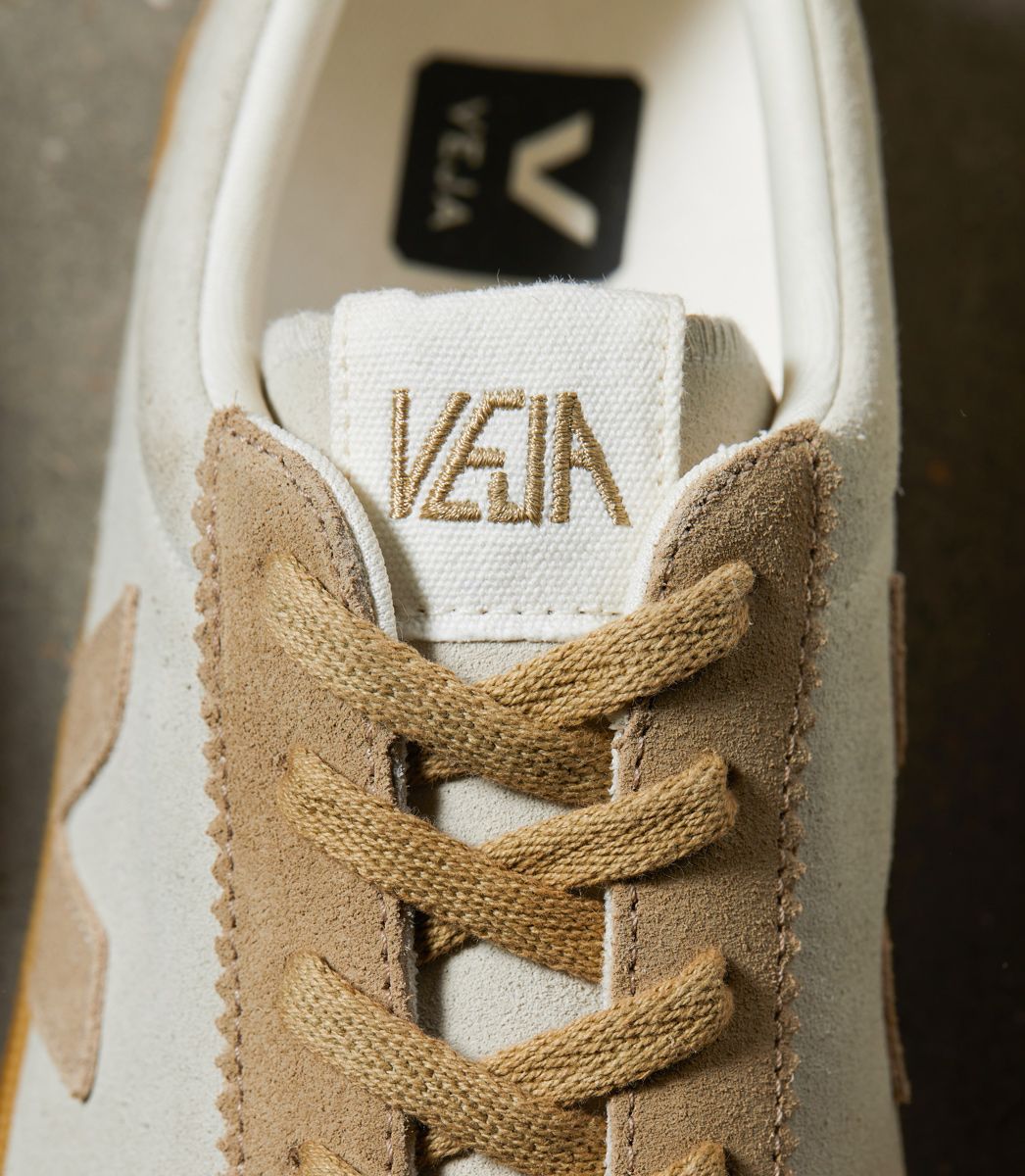 Tenis Veja de Mujer Volley Suede Natural Sahara
