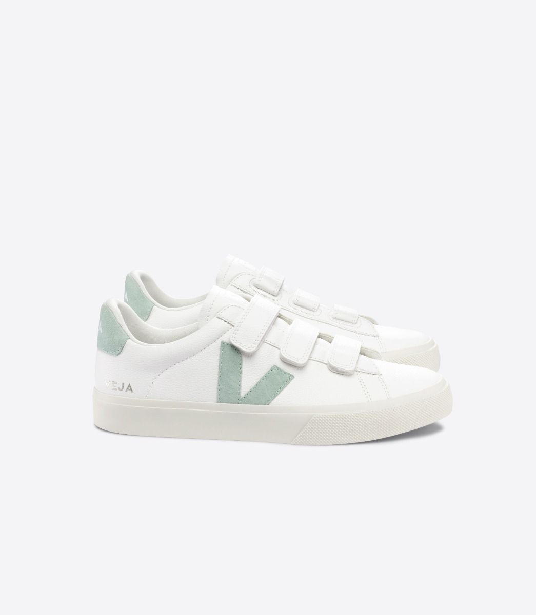 Tenis Veja de Mujer Recife Logo