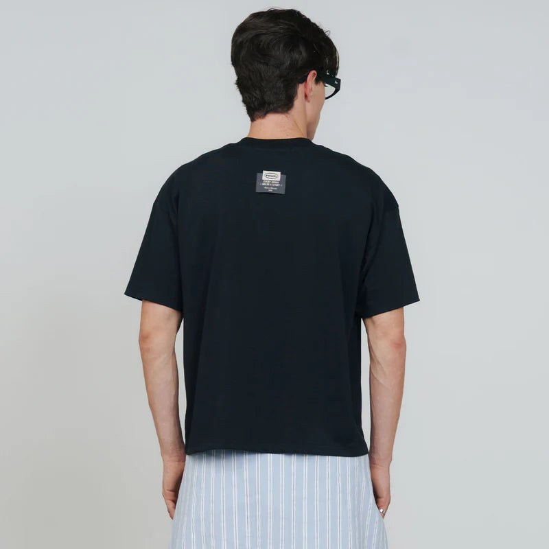T-Shirt Cuadrada F*Ck Nudes Negra TRUE T-SHIRT Malva CO