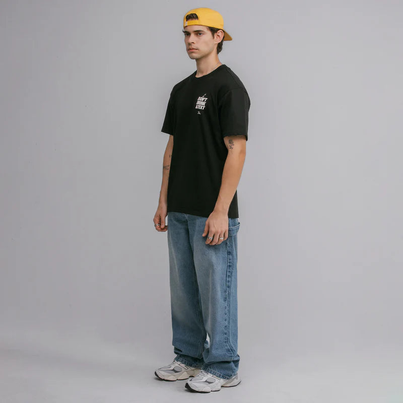 T-Shirt Con Texto True X Smirnoff Negra