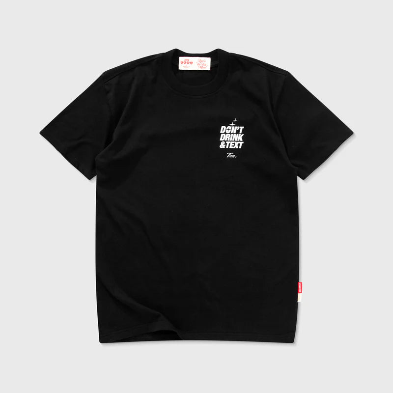 T-Shirt Con Texto True X Smirnoff Negra TRUE T-SHIRT Malva CO