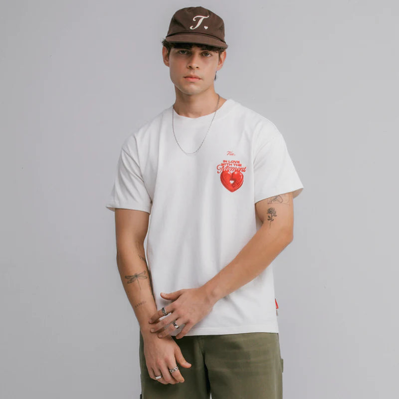 T-Shirt True X Smirnoff Love Crema