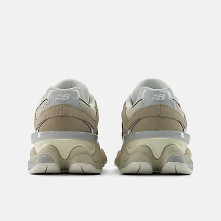 Tenis New Balance 9060 Mujer