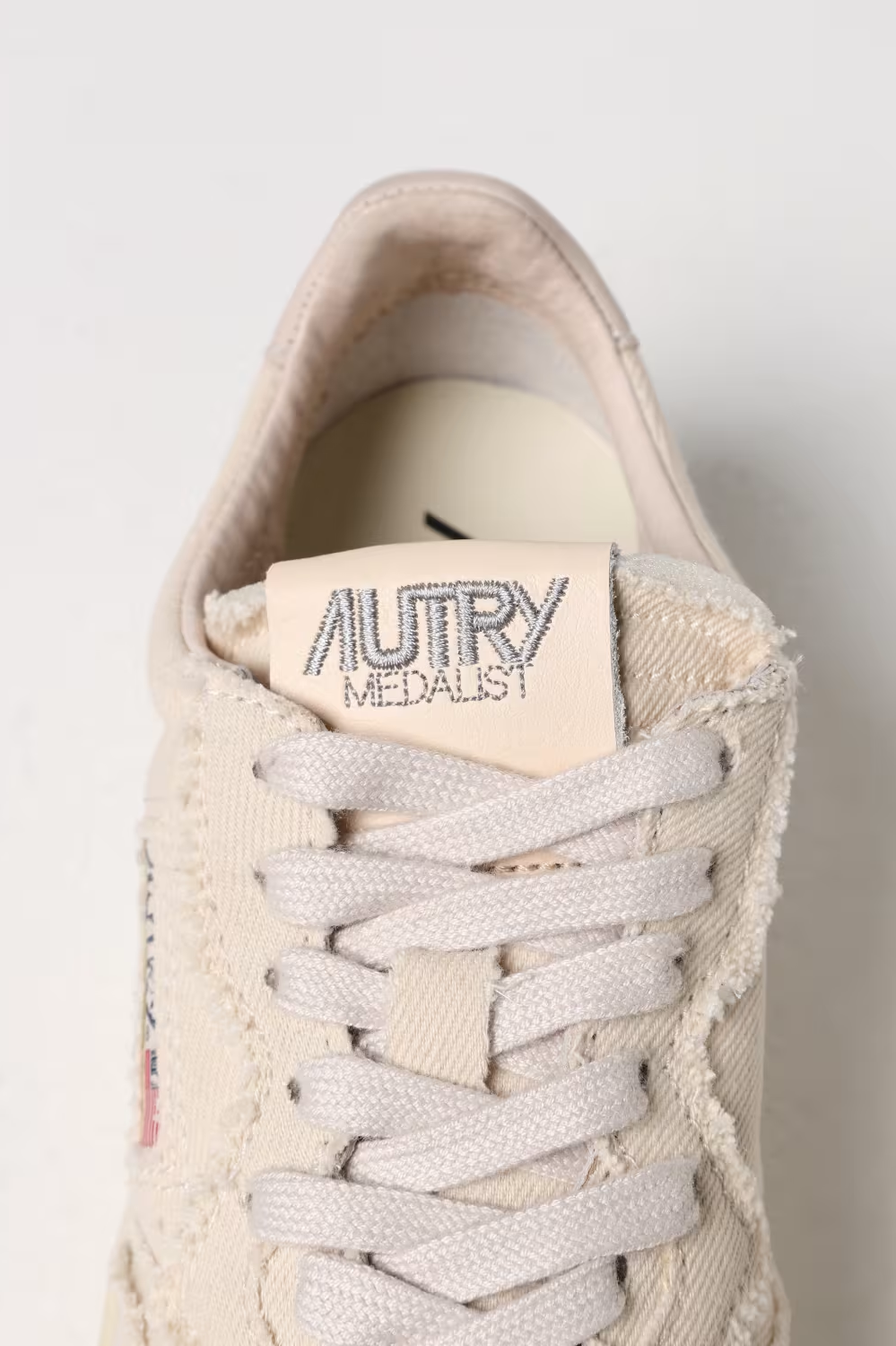 Tenis Medalist Low Denim Mujer AUTRY TENIS Malva CO