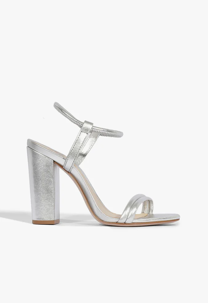 Sandalia De Piel Gimenez