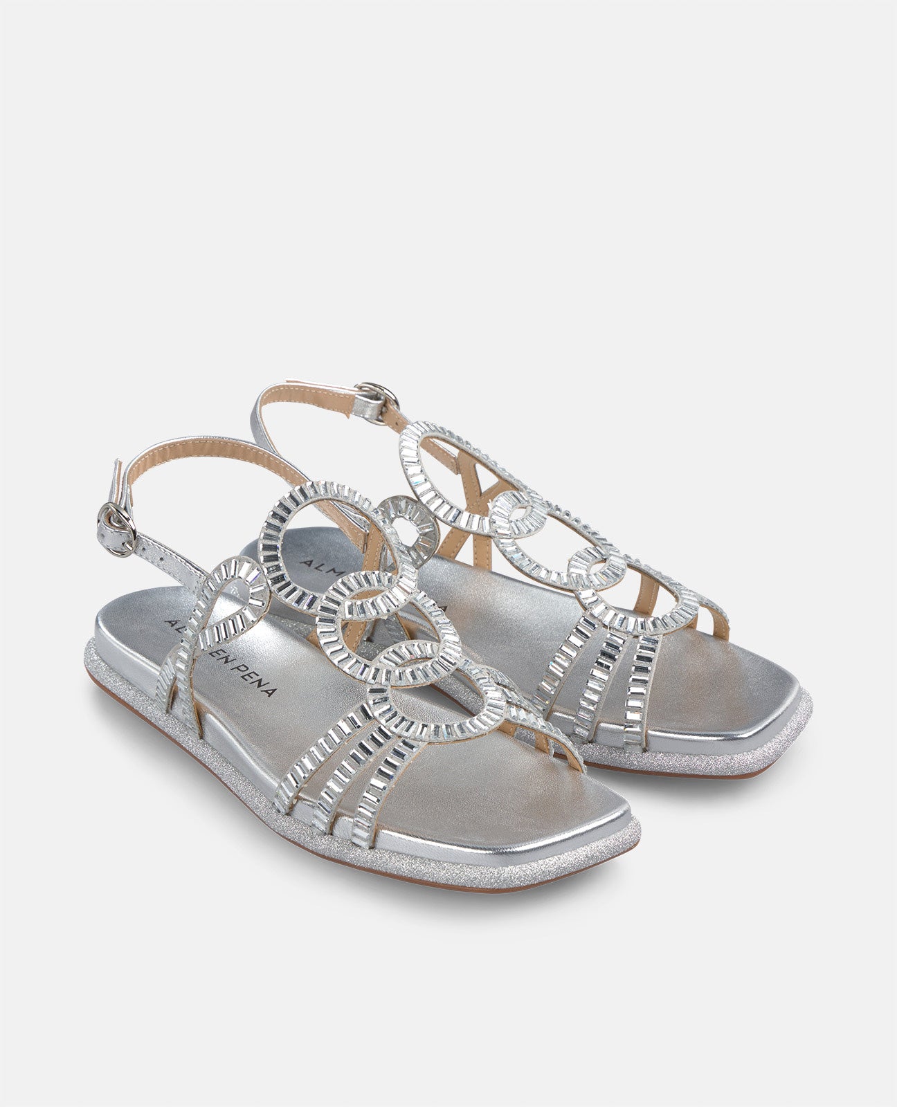 Sandalia Plana Con Tiras