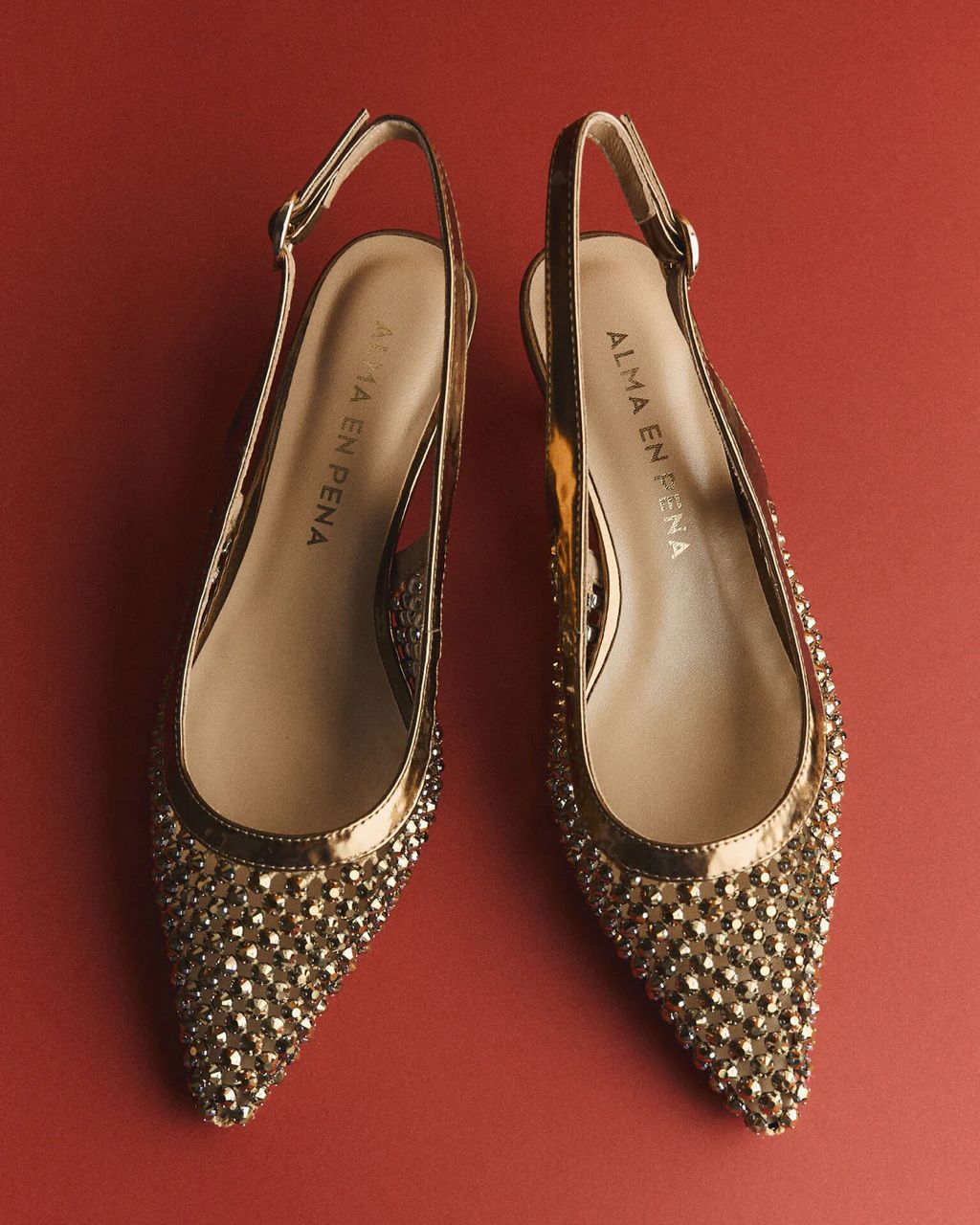 Zapato Destalonado Malla Efecto Metalizado