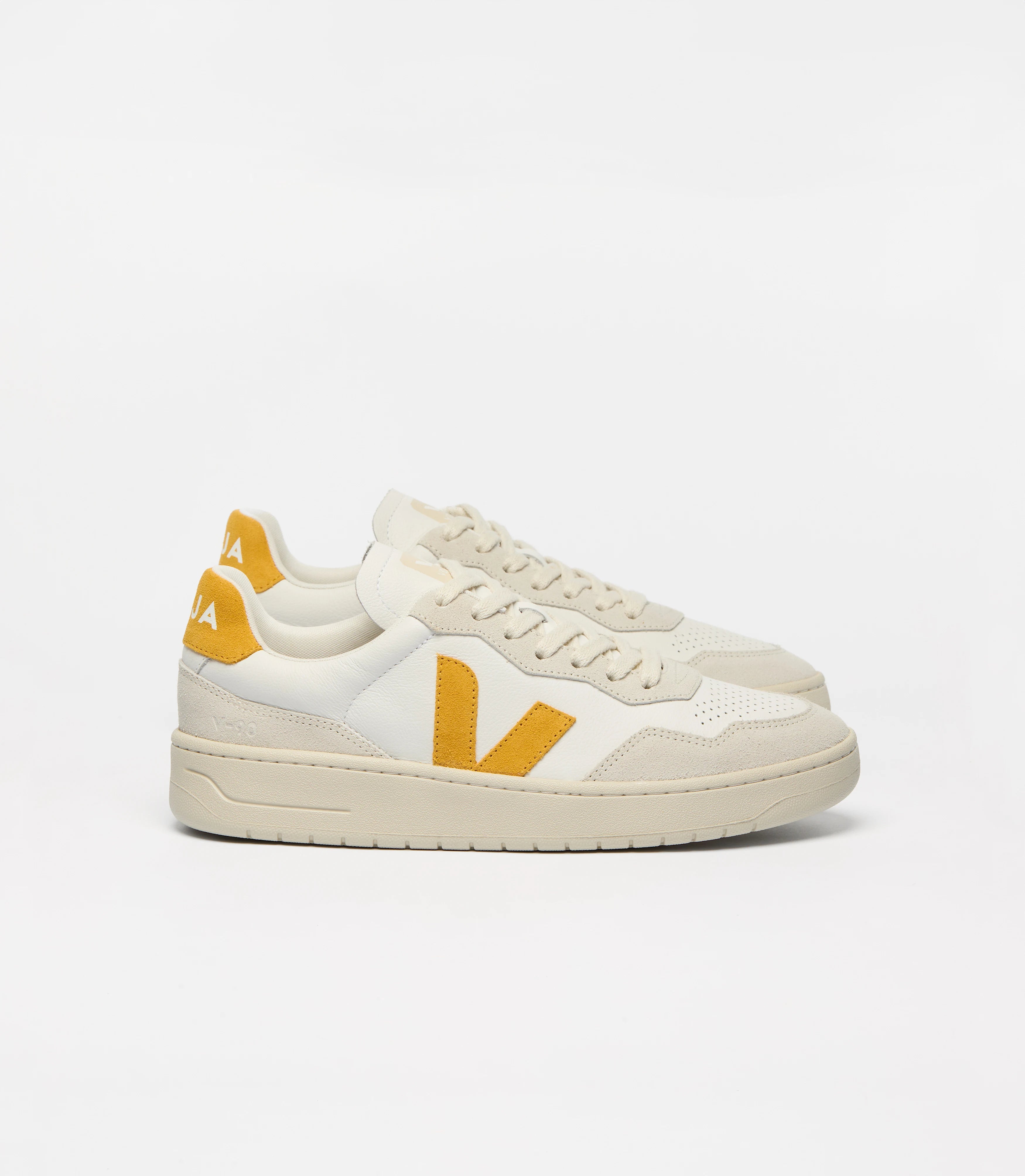Tenis Veja De Mujer V-90 Leather White Safran