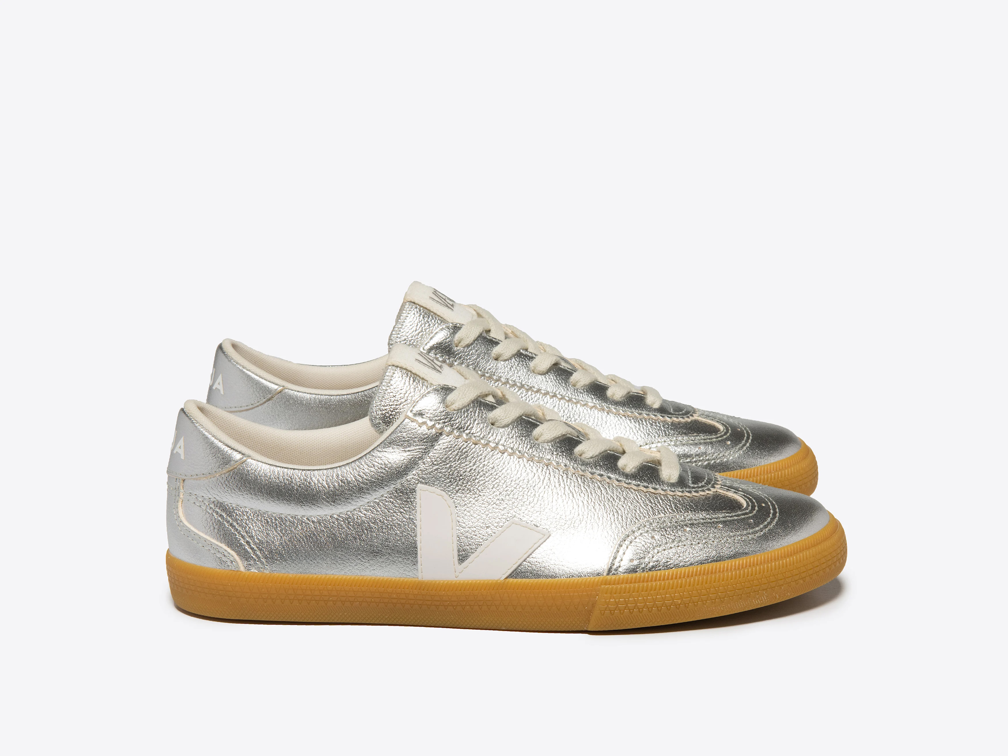 Tenis Veja de Mujer Volley Cf X Nk