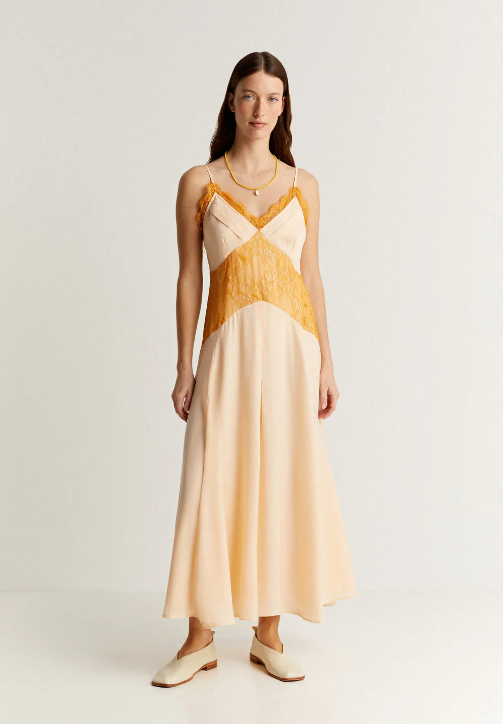 Vestido Saten Lace