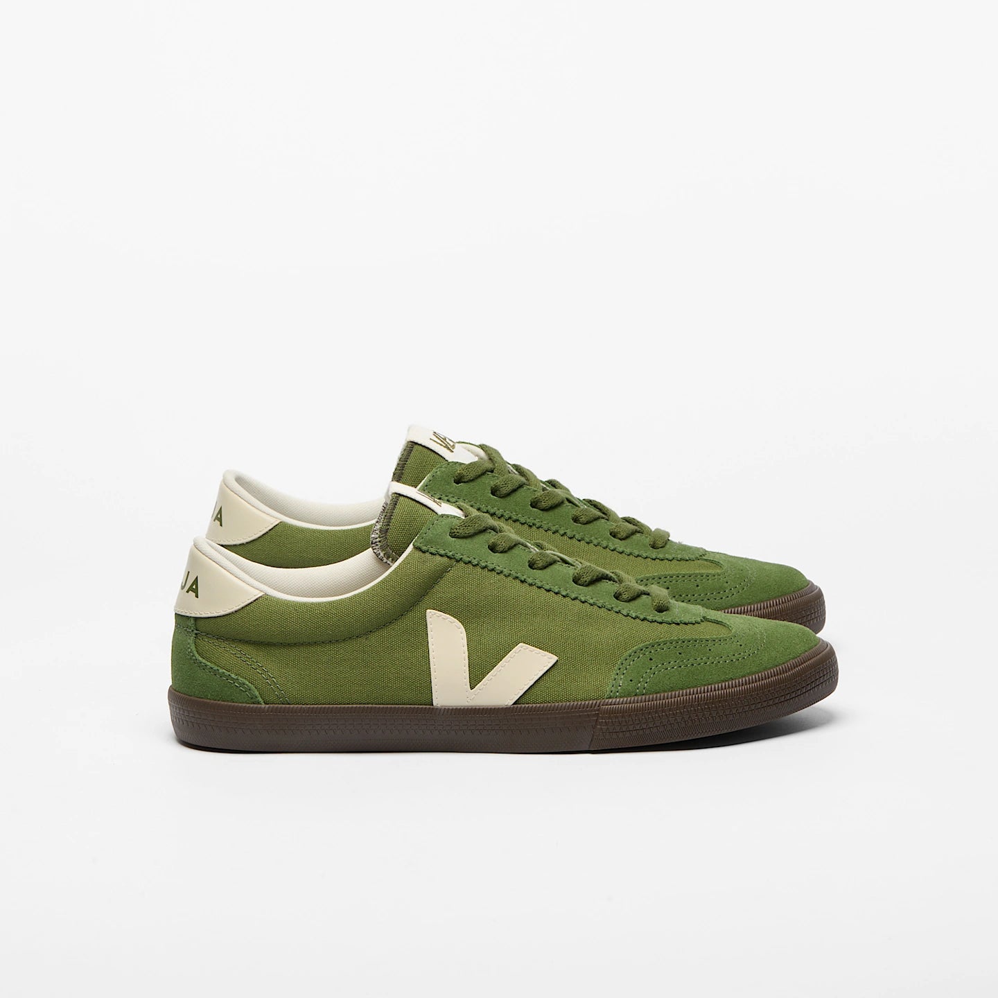Tenis Veja De Hombre Volley Canvas Militar Pierre Eagle