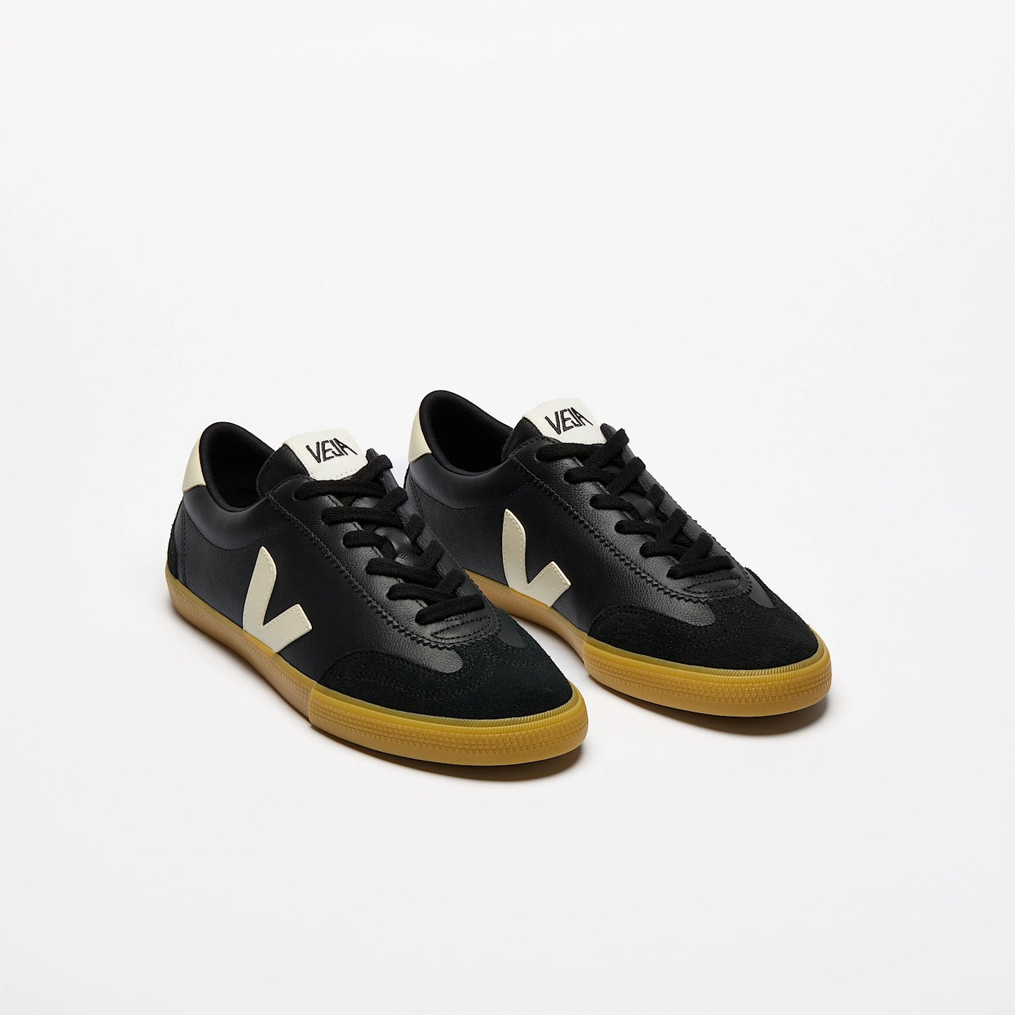 Tenis Veja De Mujer Volley Pierre O.t