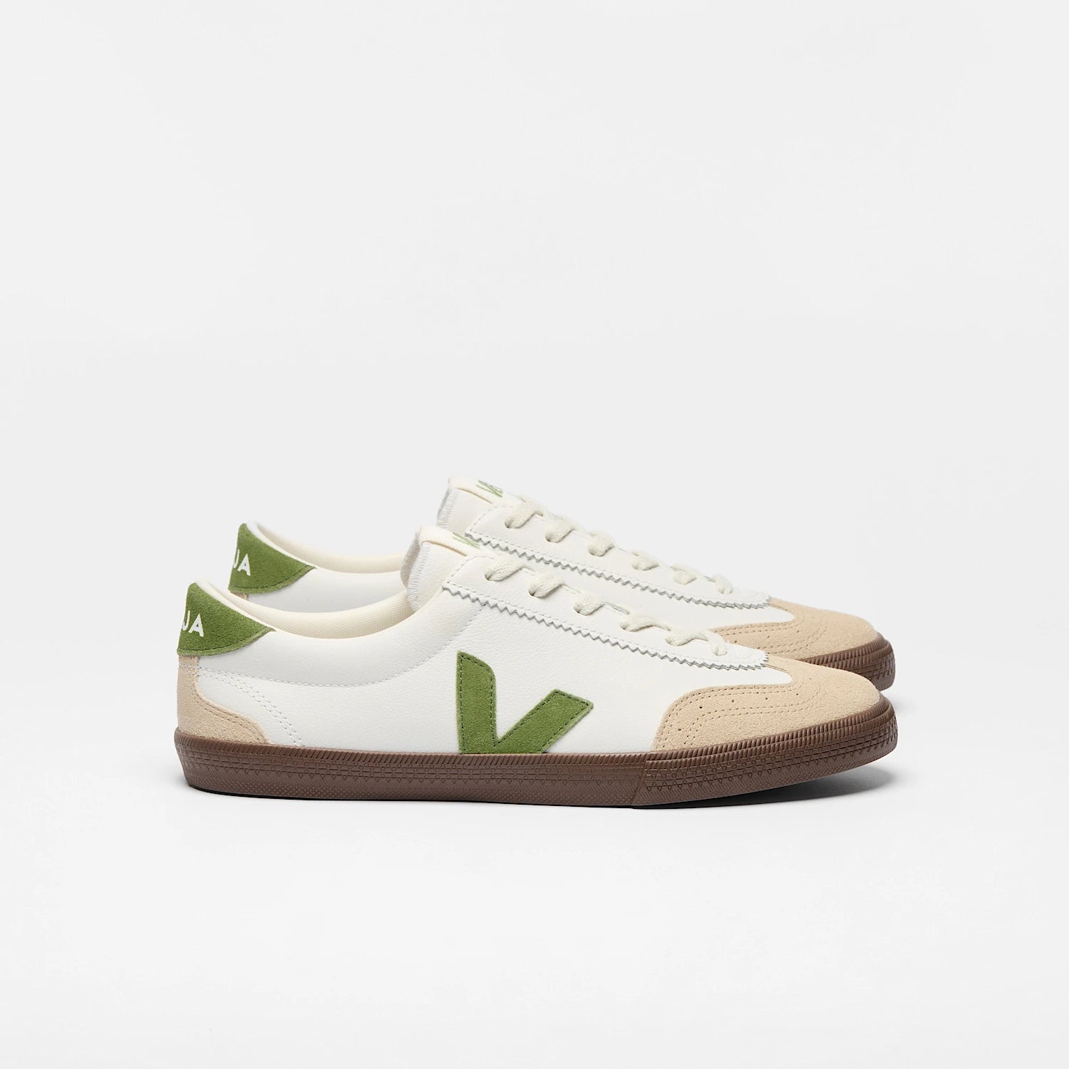 Tenis Veja De Hombre Volley O.t. Leather