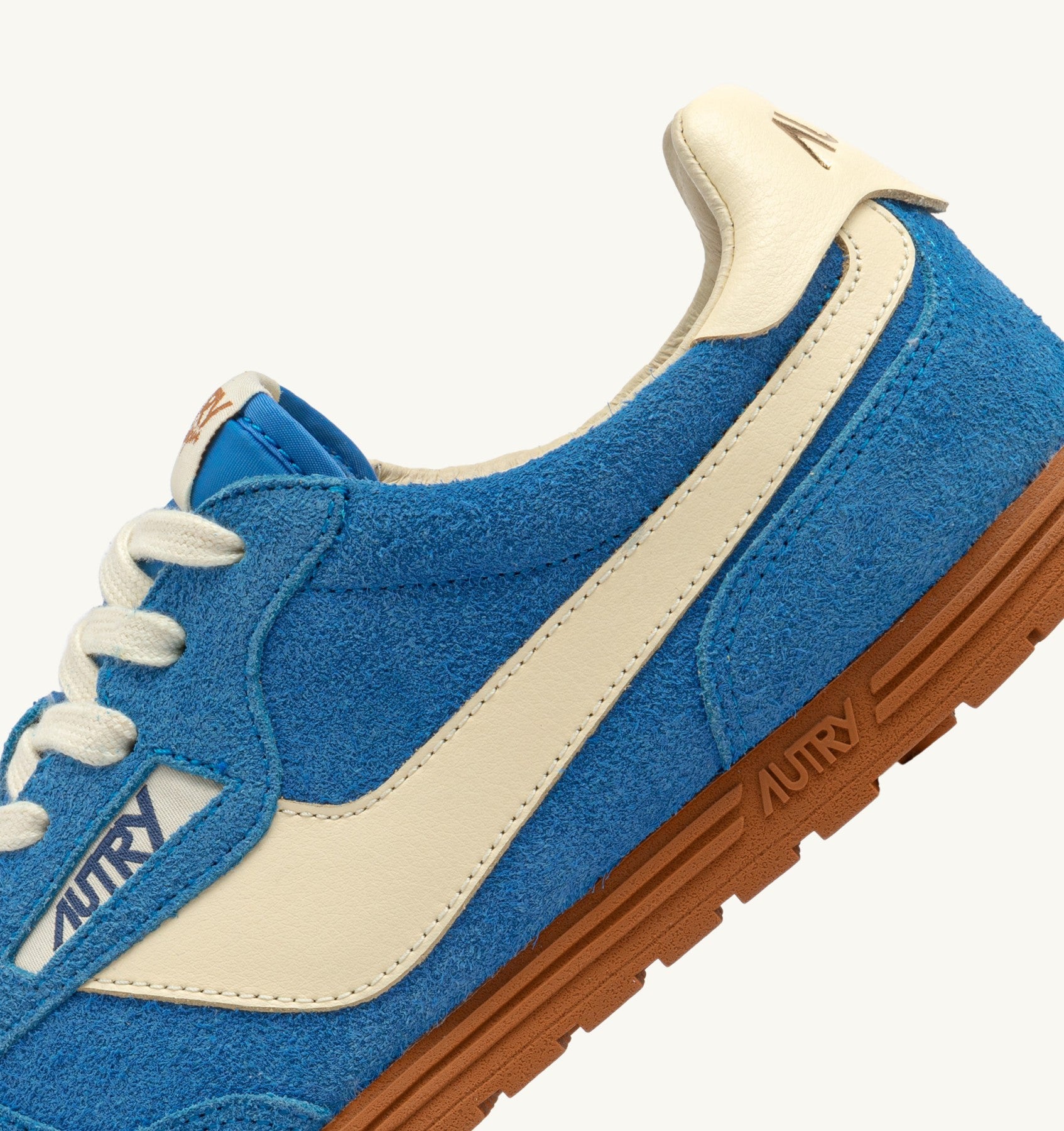 Tenis Windspin Low Suede Leat Mujer